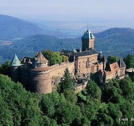 Belle Vue F3 4 To 6 People فيلة